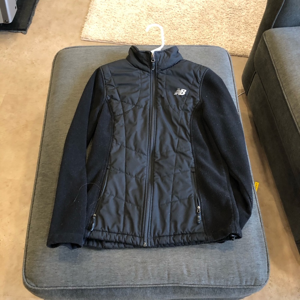 Black new balance zip up jacket (s)